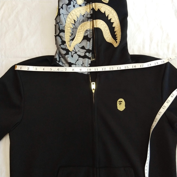Bape Black & Gold Travis Scott Shark Sweatshirt - Picture 14 of 15